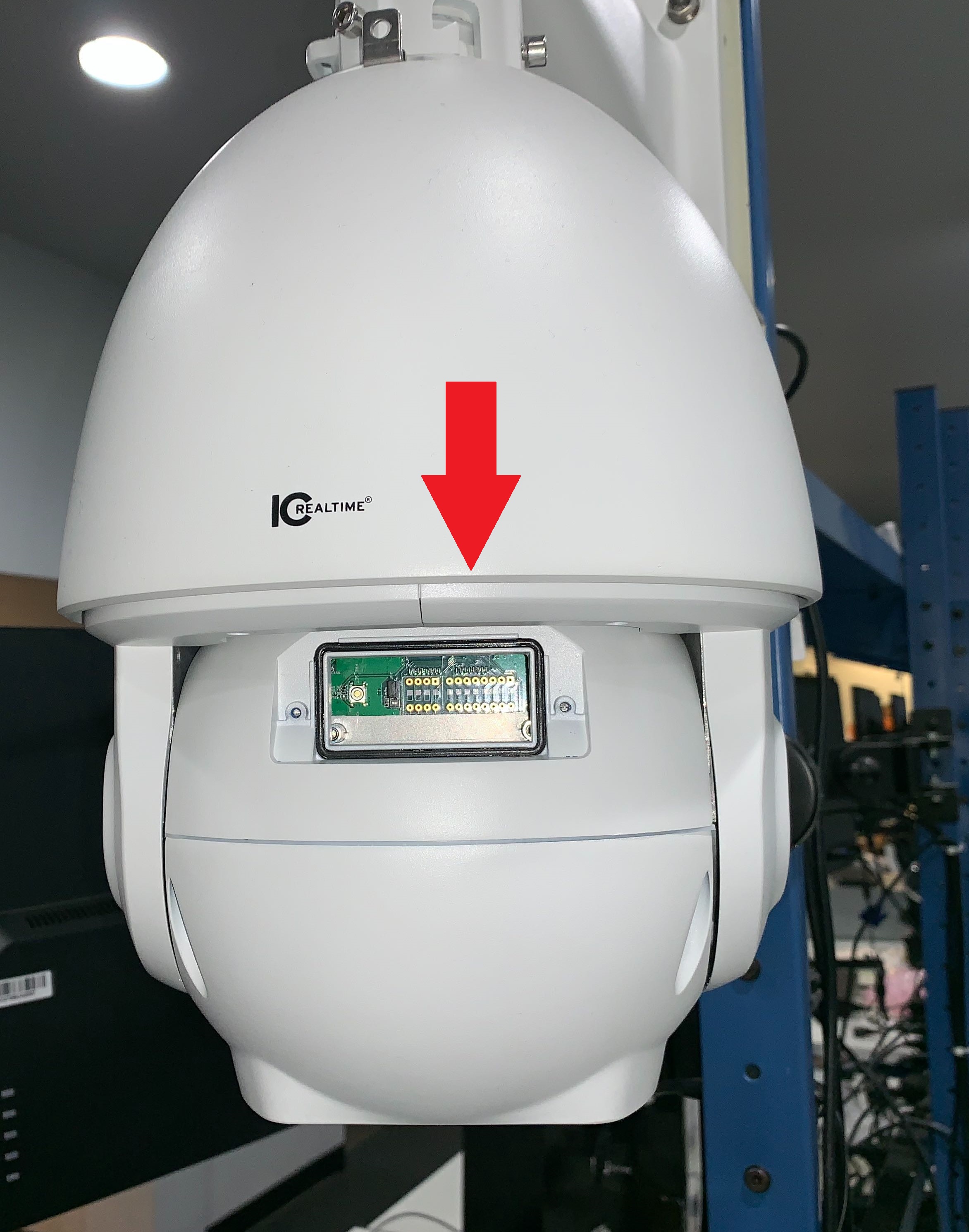 ICIPP2400_reset_button_1.jpg